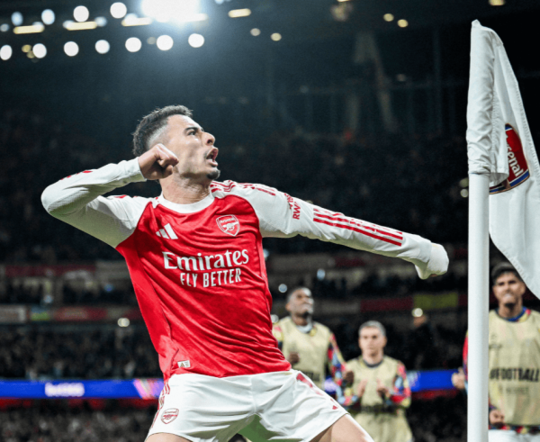 九五配资 马丁内利本场打进1球, 1过人2关键传球, 1次被犯规